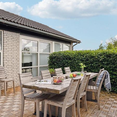 Gorgeous Home In Sunds With Kitchen المظهر الخارجي الصورة