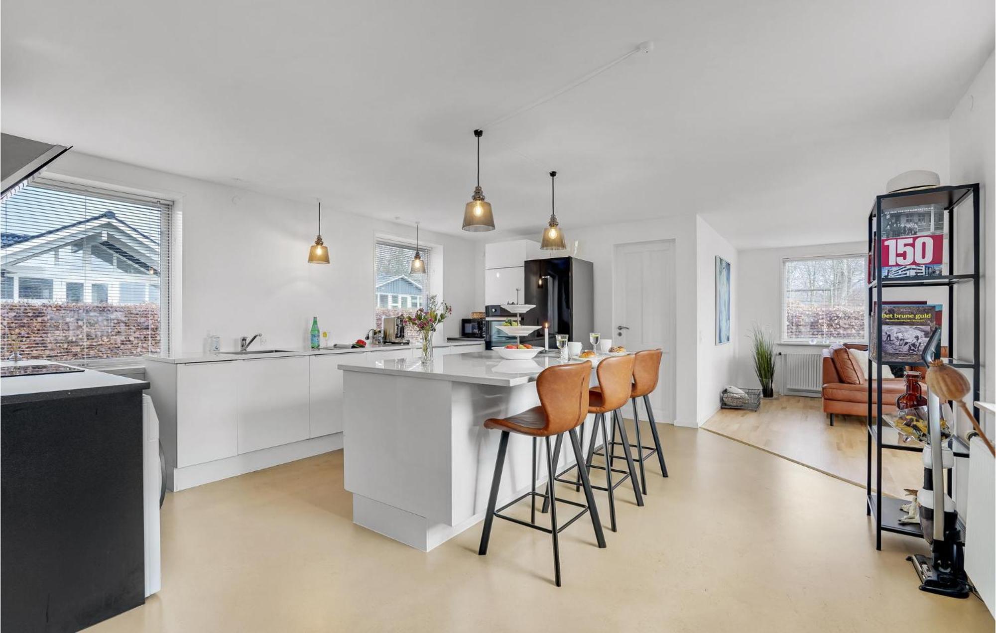 Gorgeous Home In Sunds With Kitchen المظهر الخارجي الصورة