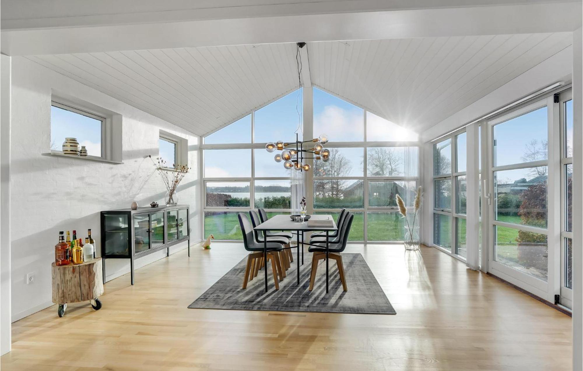 Gorgeous Home In Sunds With Kitchen المظهر الخارجي الصورة